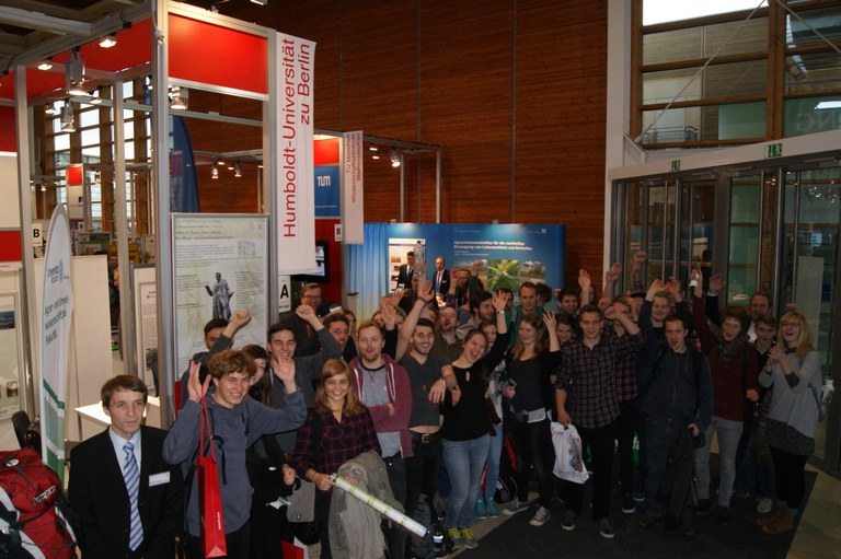 AGRITECHNICA 2015 – Thaer-Institut war auf der weltgrößten Messe für Agrartechnik und Pflanzenbau vertreten AGRITECHNICA 2015 – Thaer-Institut war auf der weltgrößten Messe für Agrartechnik und Pflanzenbau vertreten
