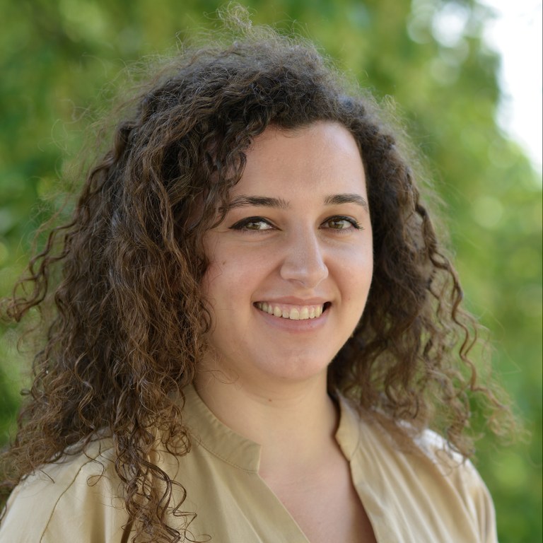 Desjana Grymshi Photo